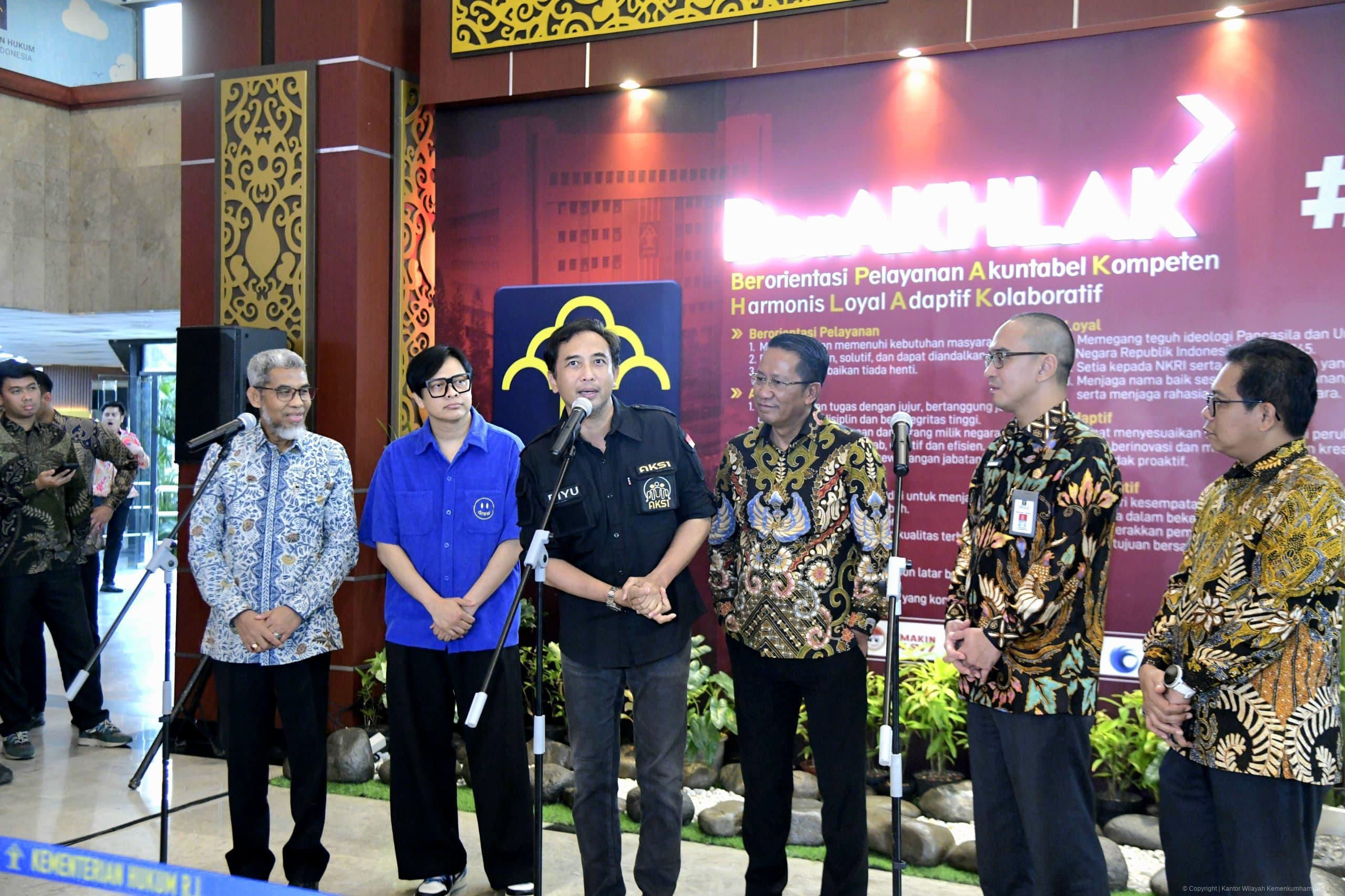 66AC4BE6 82F0 451B BF68 9A933335BE44