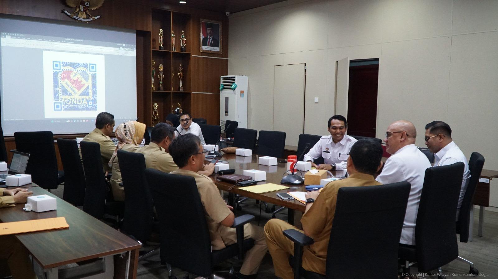 Harmonisasi Raperbup Sleman Tambahan Penghasilan ASN Dibahas Bersama Kemenkum DIY