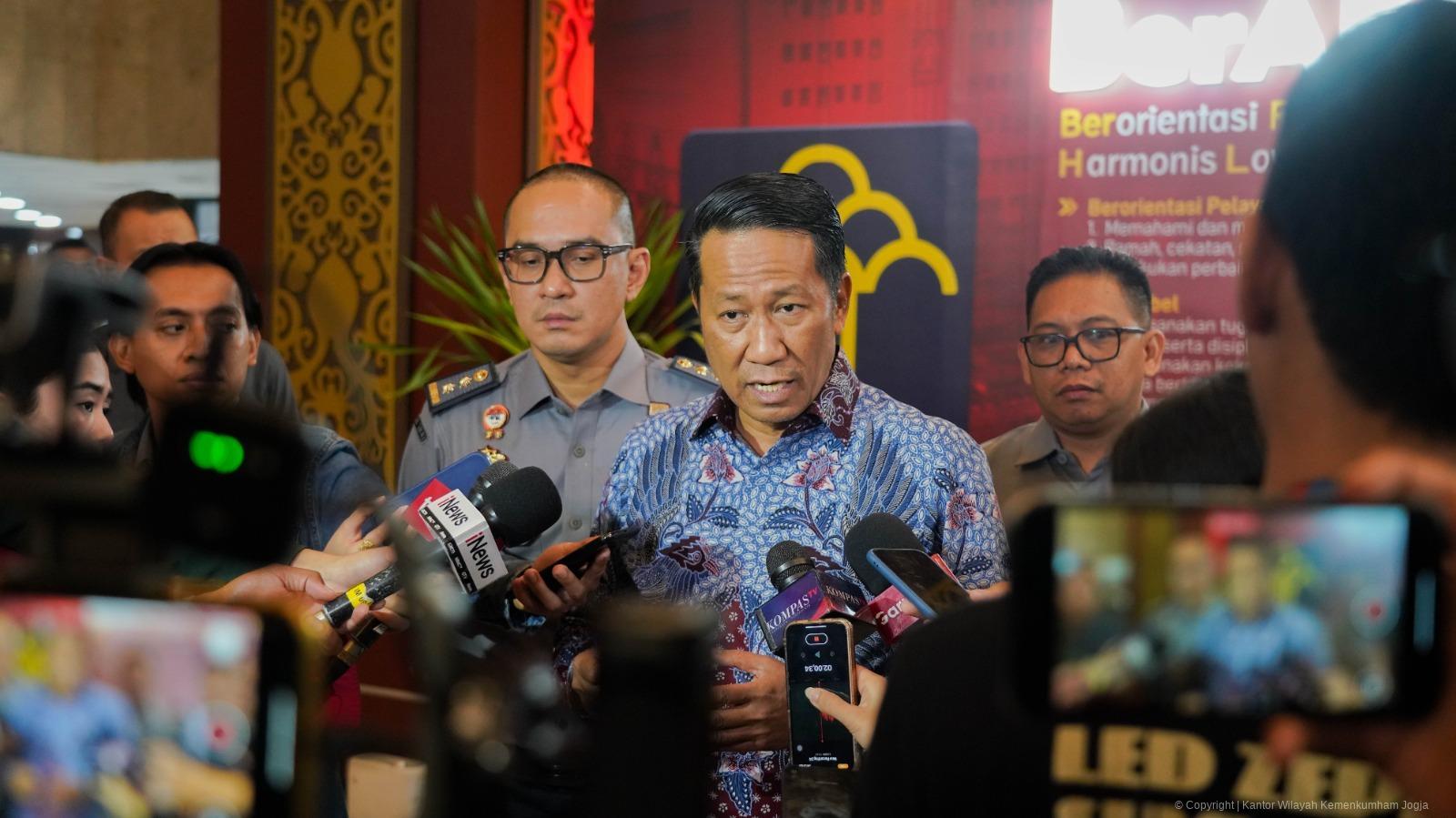 Menkum amnesti 24122024 1