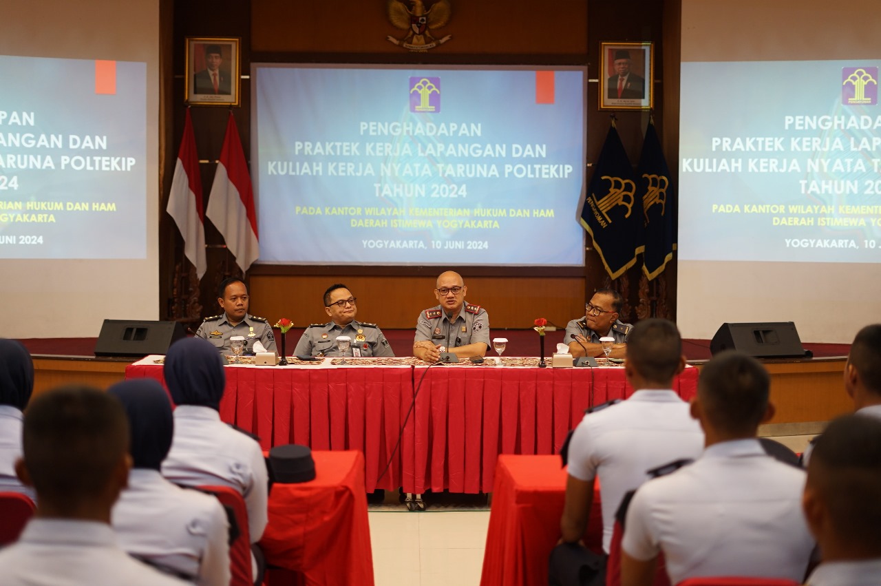 Kakanwil dan Taruna Poltekip