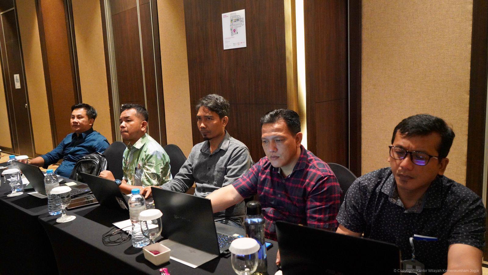 konsinyering ppid x lapor Bandung