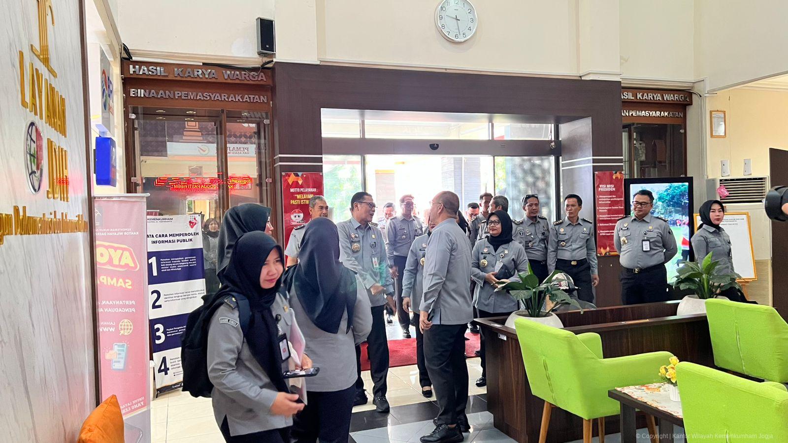 WhatsApp Image 2024 10 08 at 09.42.07