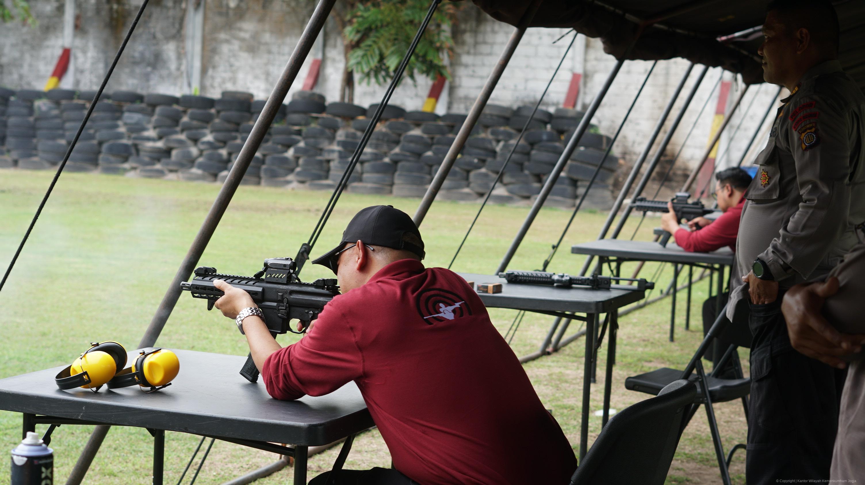 latihan menembak divimi 22102024 6