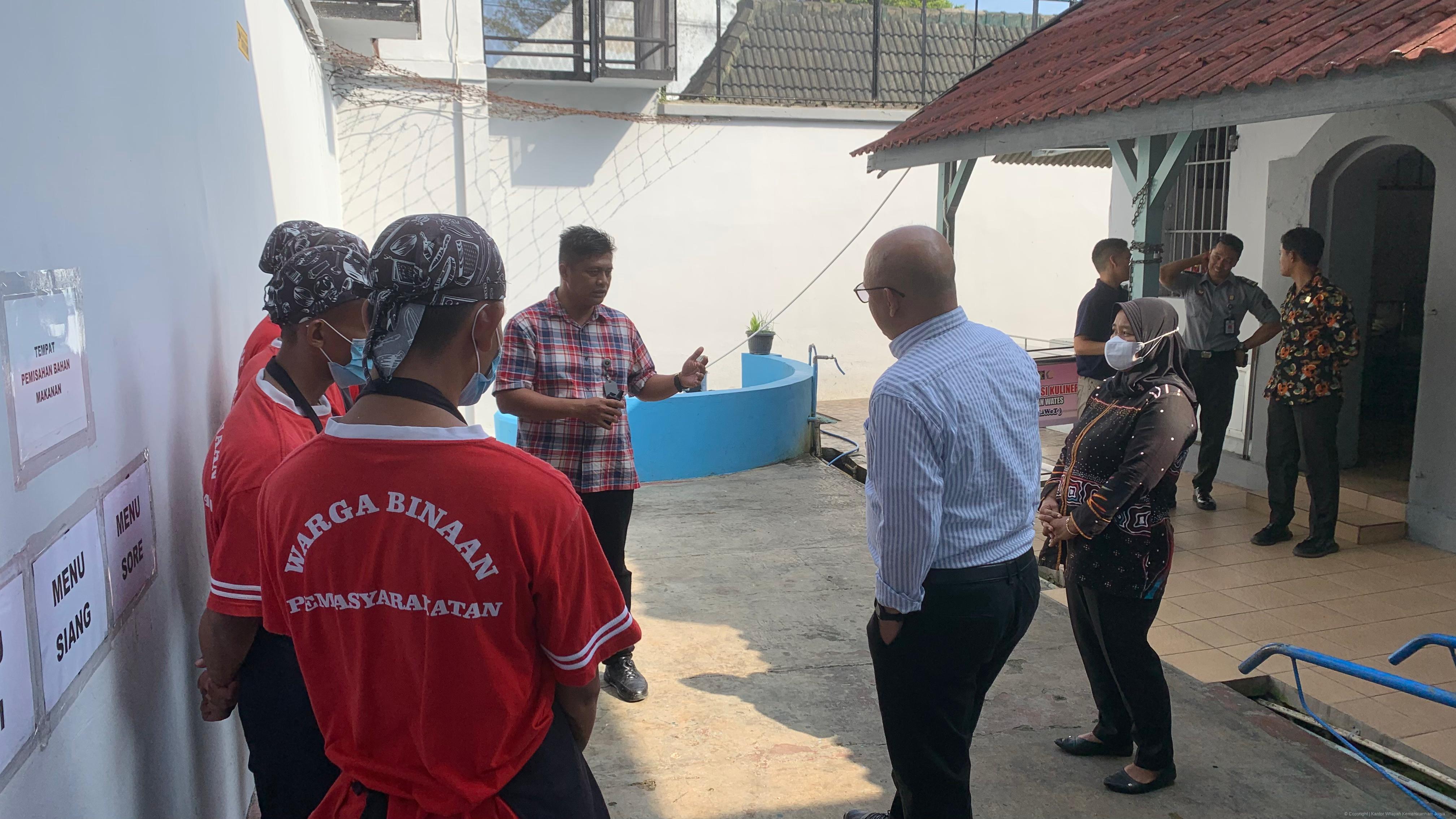 F3059214 9E90 43C6 A1FE 0B97ED5A5975