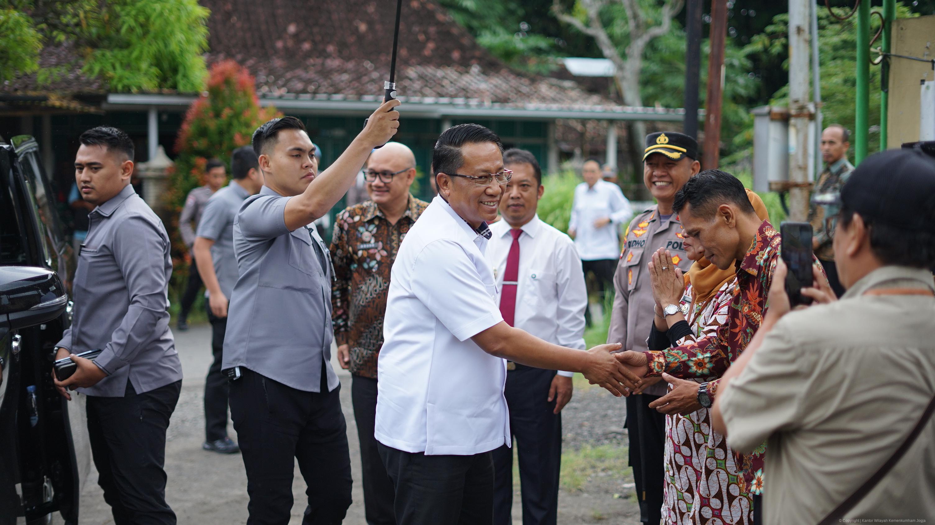 946E1B03 8A0A 4452 A192 ED532B1E8236