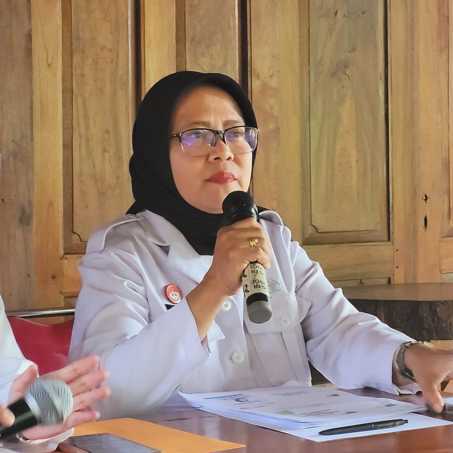 E8FBF241 B536 47AD 869D 24DEDC02F599