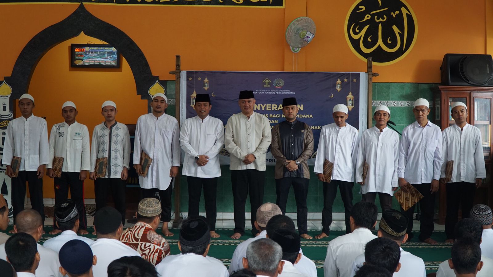 5CDCD086 DAFB 4541 8F15 B53E34715DED