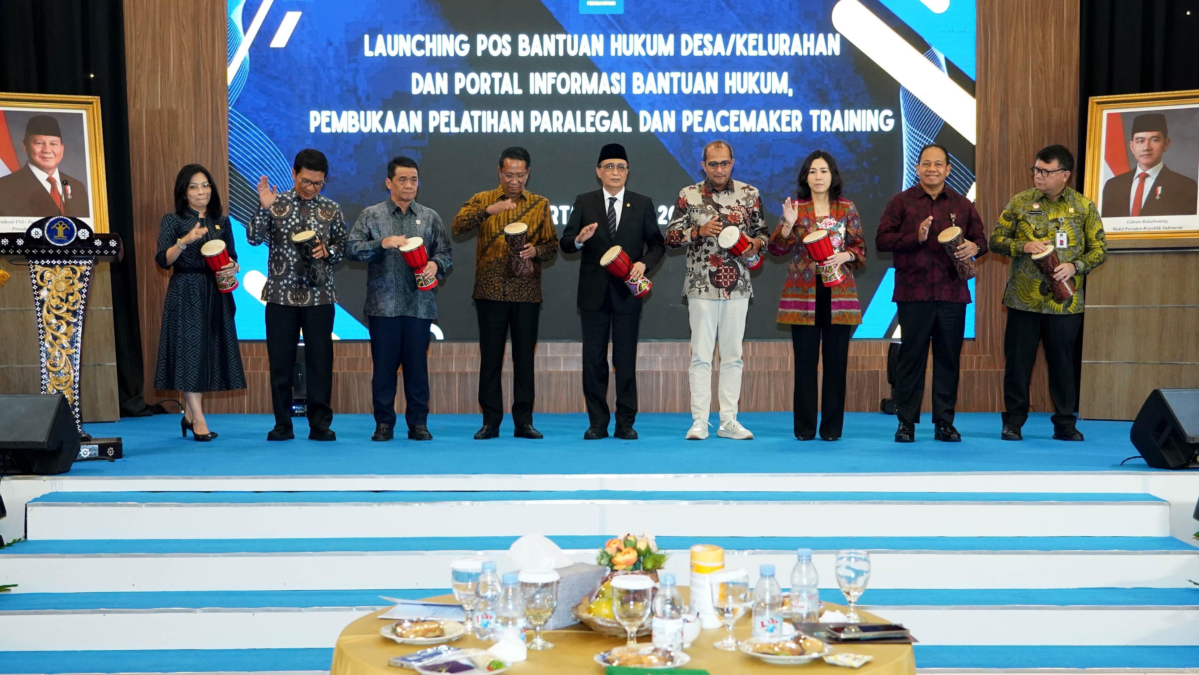 B22BA01C 8587 4F3B 80B7 AEA4B2D697E1