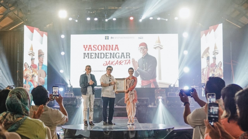 yasonna mendengar jkt 2211 4