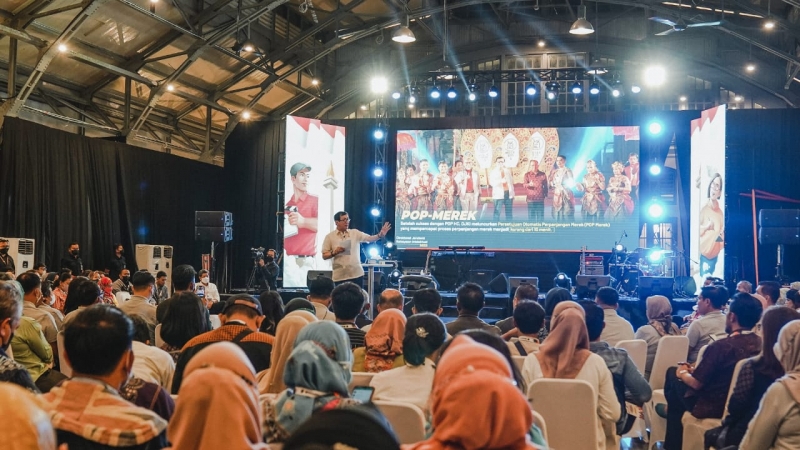 yasonna mendengar jkt 2211 5