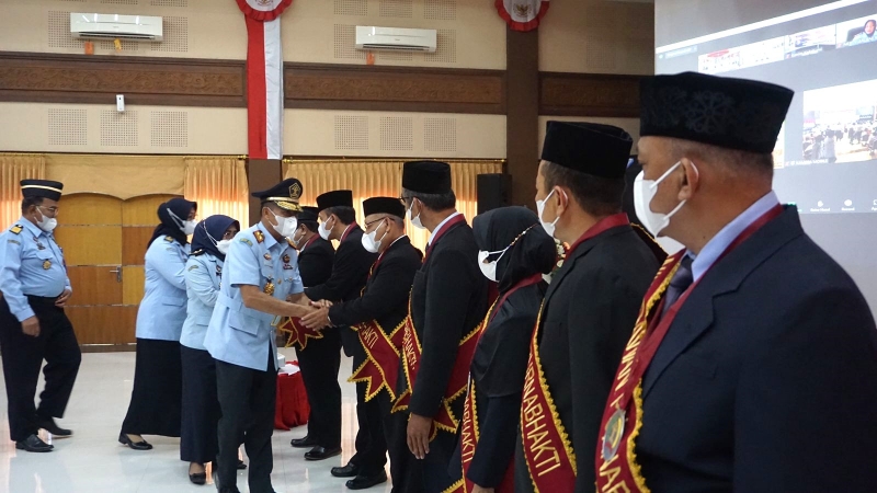 Wisuda0108 6