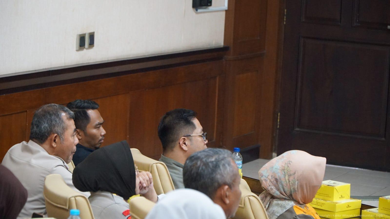 CC314427 12C7 4485 99E8 5C9050197843